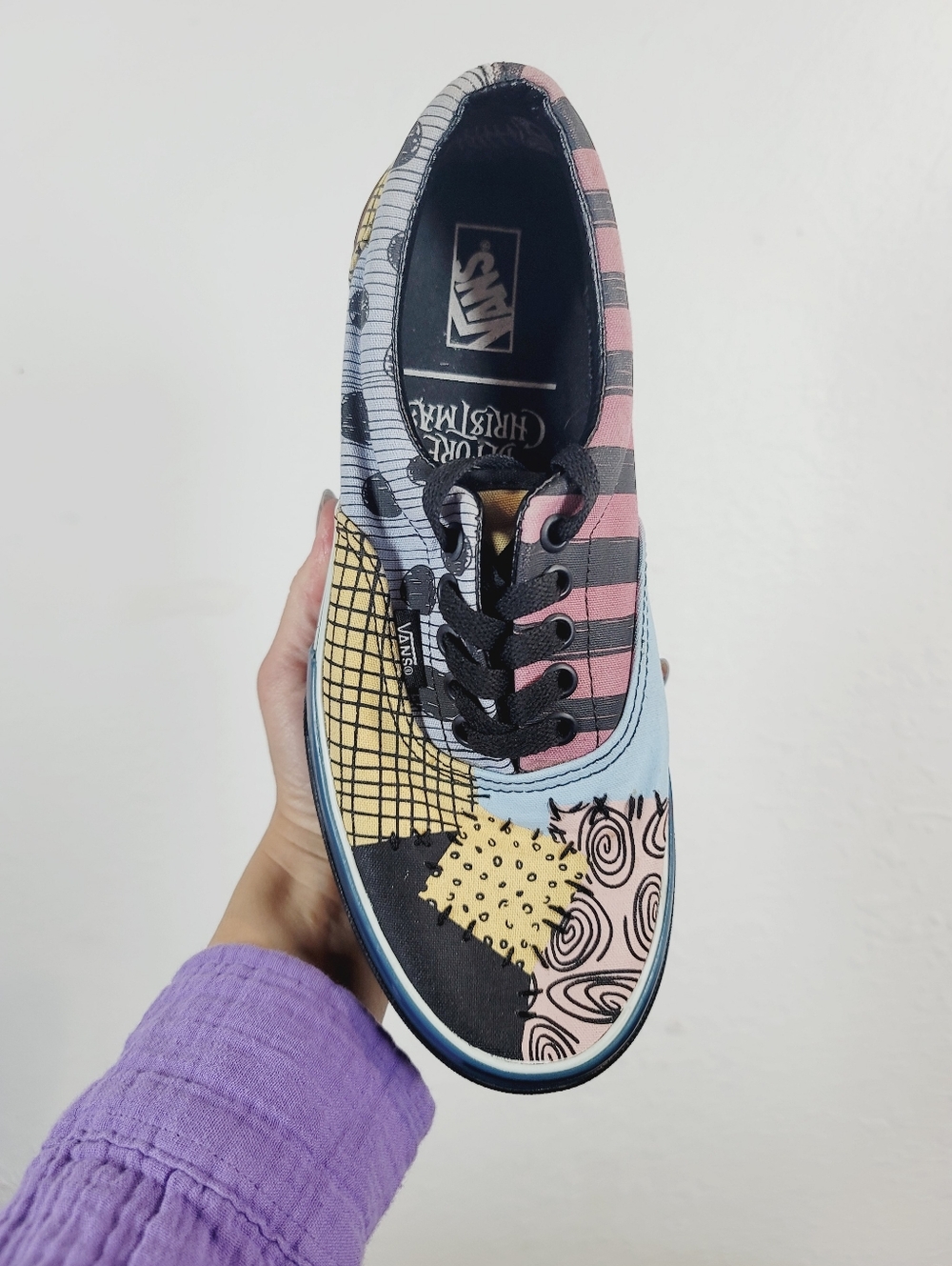 Vans Nightmare Before Christmas Sneakers, Size 7.5/9 - Picture 3 of 6